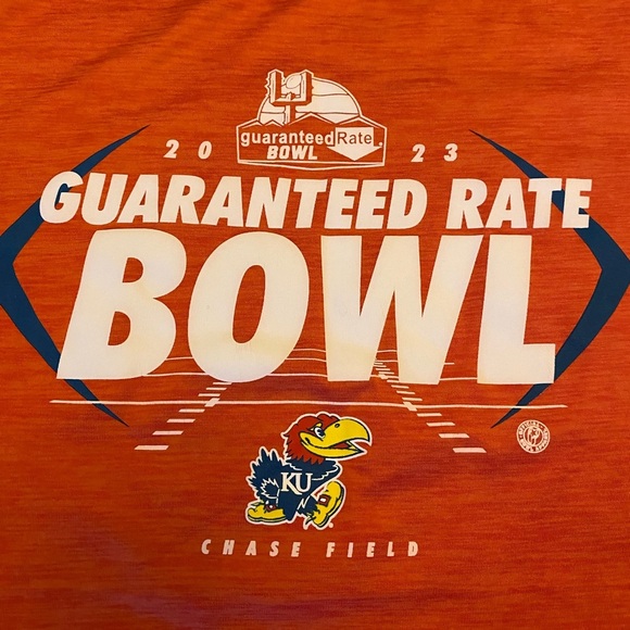 Kansas Jayhawks 2023 Guarantee Rate Bowl Shirt Size Medium Color Red - Picture 2 of 4